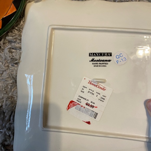 Set of three hand painted accent plates - Picture 2 of 4